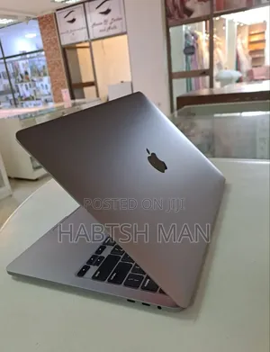 New Laptop Apple MacBook Pro 2020 16GB Intel Core I5 SSD 512GB