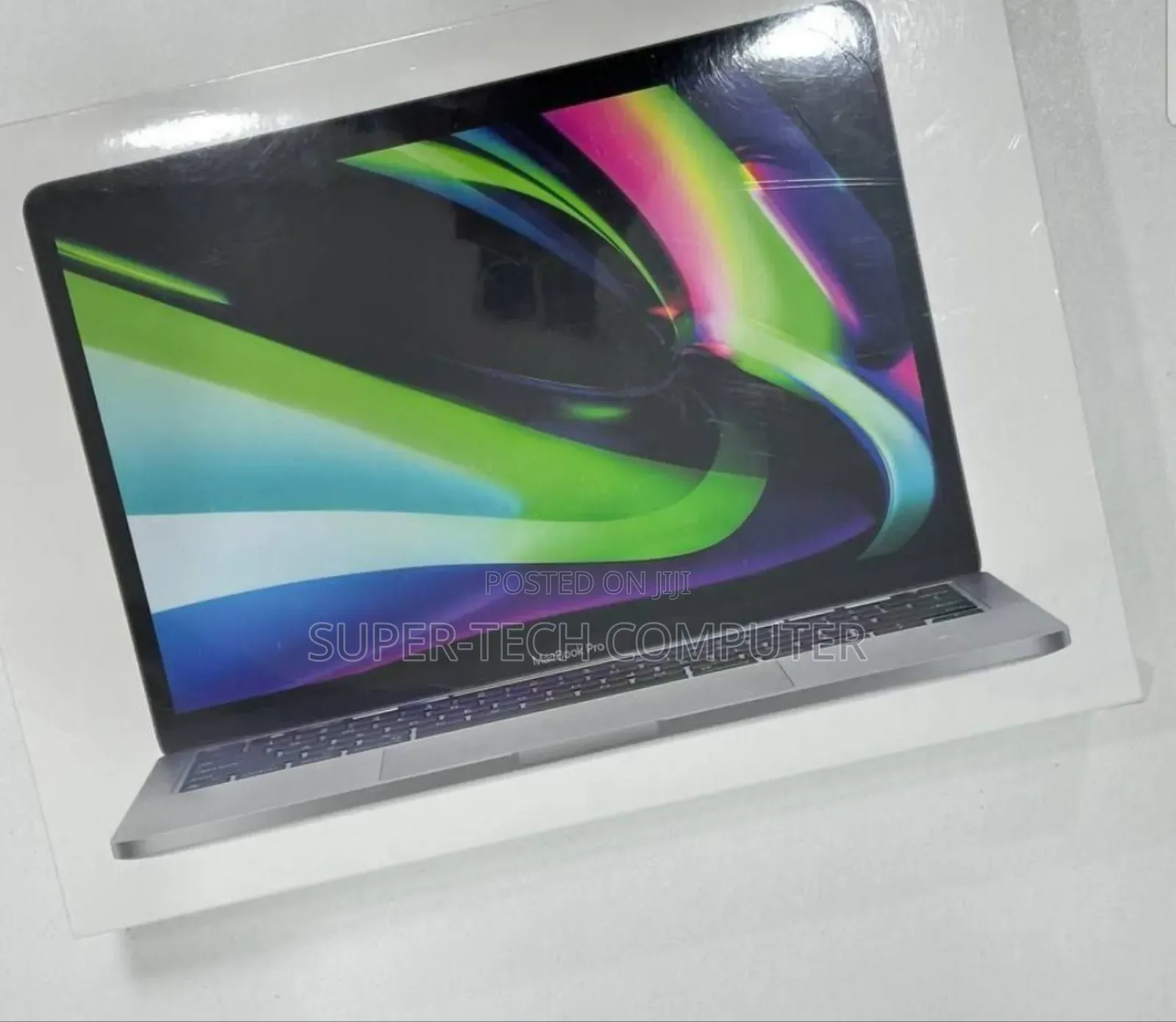 New Laptop Apple MacBook Pro 2022 M2 8GB Apple M2 SSD 256GB