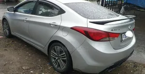 Hyundai Avante 2014 Silver
