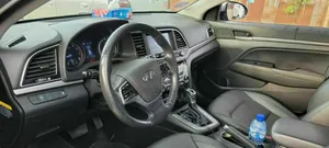 Hyundai Avante 2014 Silver