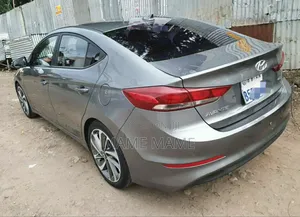 Hyundai Avante 2016 Gray