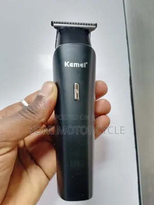  Kemei Chargeable Hair Clipp
