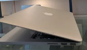 Laptop Apple MacBook Pro 2015 8GB Intel Core I5 SSD 256GB