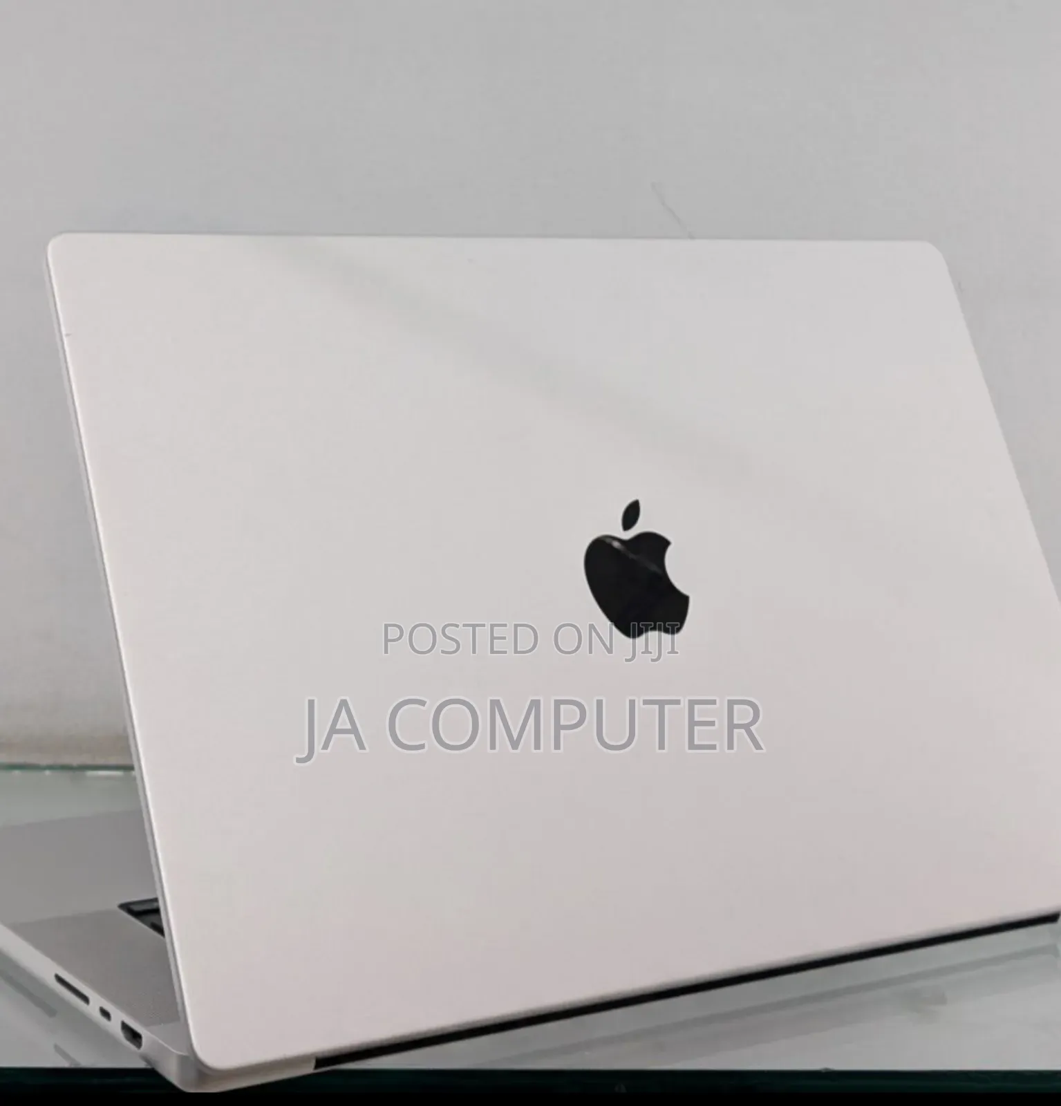 New Laptop Apple MacBook Air 2020 M1 16GB Apple M1 Pro SSD 1T