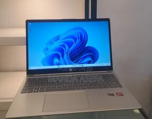 New Laptop HP Stream Notebook 8GB AMD Ryzen 5 SSD 512GB