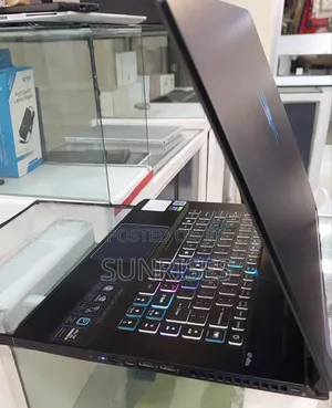 New Laptop Acer Predator Helios 300 16GB Intel Core I7 SSD 512GB
