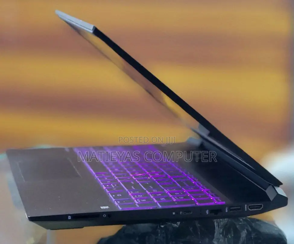 New Laptop HP Pavilion Power 15 8GB AMD Ryzen 7 SSD 512GB