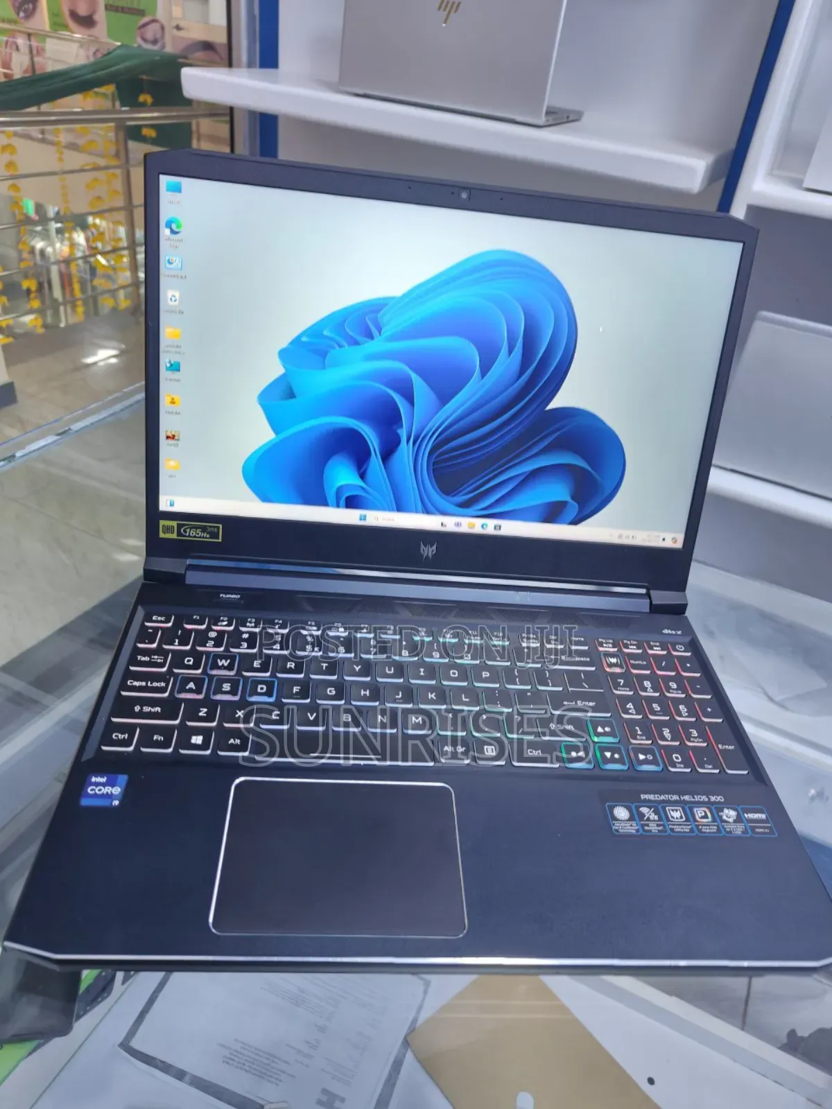 New Laptop Acer Predator Helios 300 16GB Intel Core I9 SSD 512GB