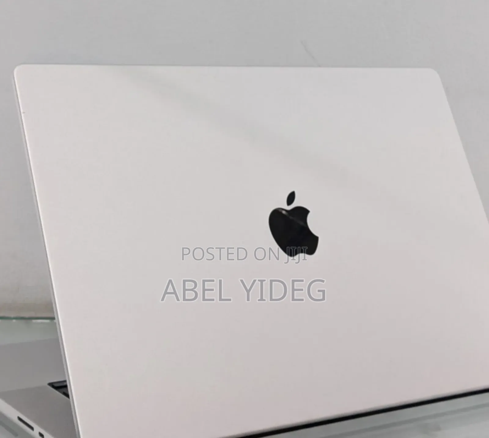 New Laptop Apple MacBook Pro 2021 M1 16GB Apple M1 Pro SSD 1T