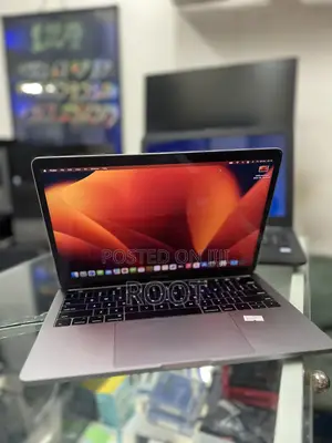 Laptop Apple MacBook Pro 2017 8GB Intel Core I5 SSD 256GB