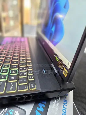 New Laptop Acer Predator Helios Neo 16 16GB Intel Core I5 SSD 512GB