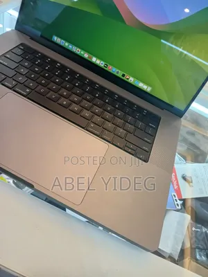 New Laptop Apple MacBook Pro 2023 M2 32GB Apple M2 SSD 512GB