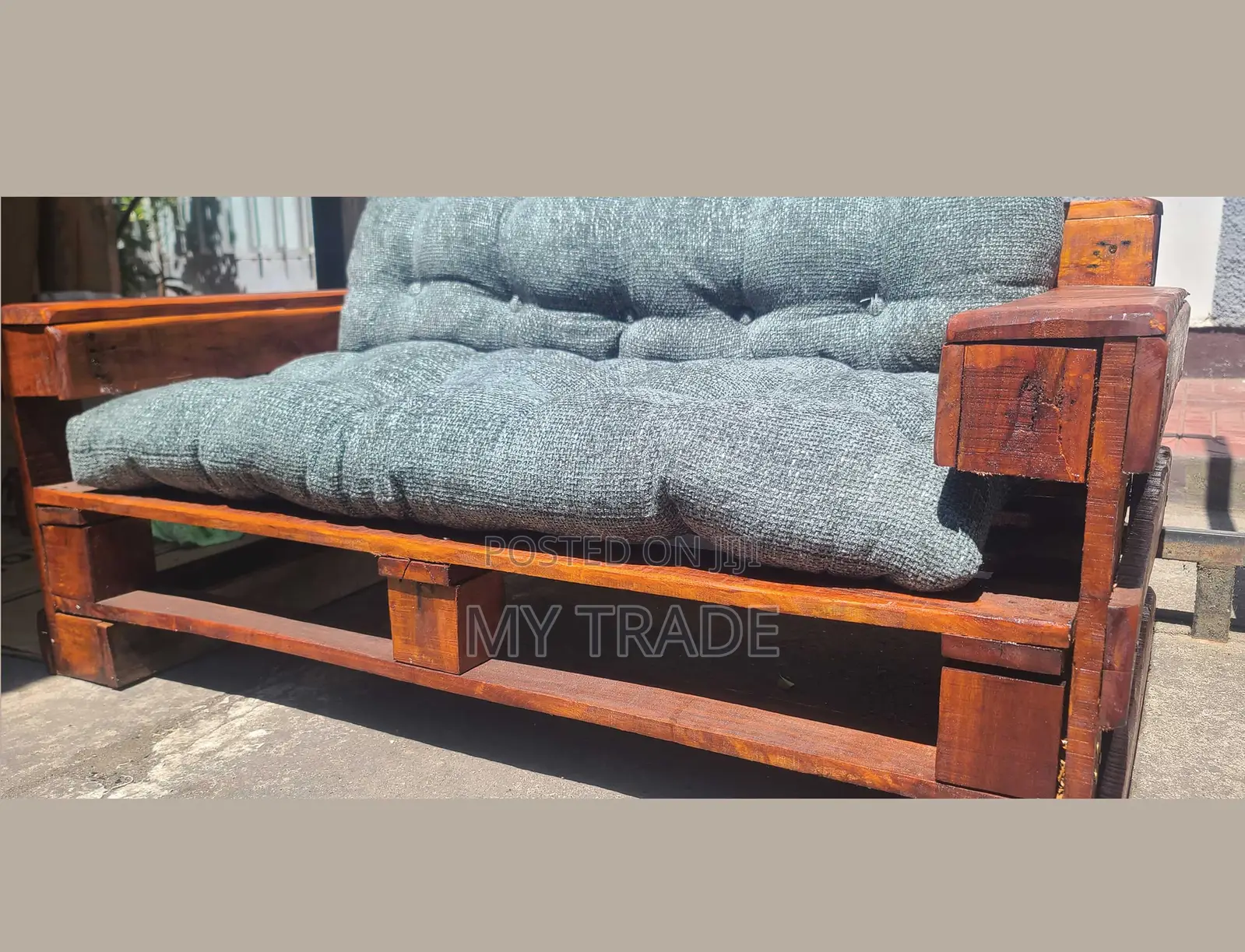 Wooden Pallette Sofa