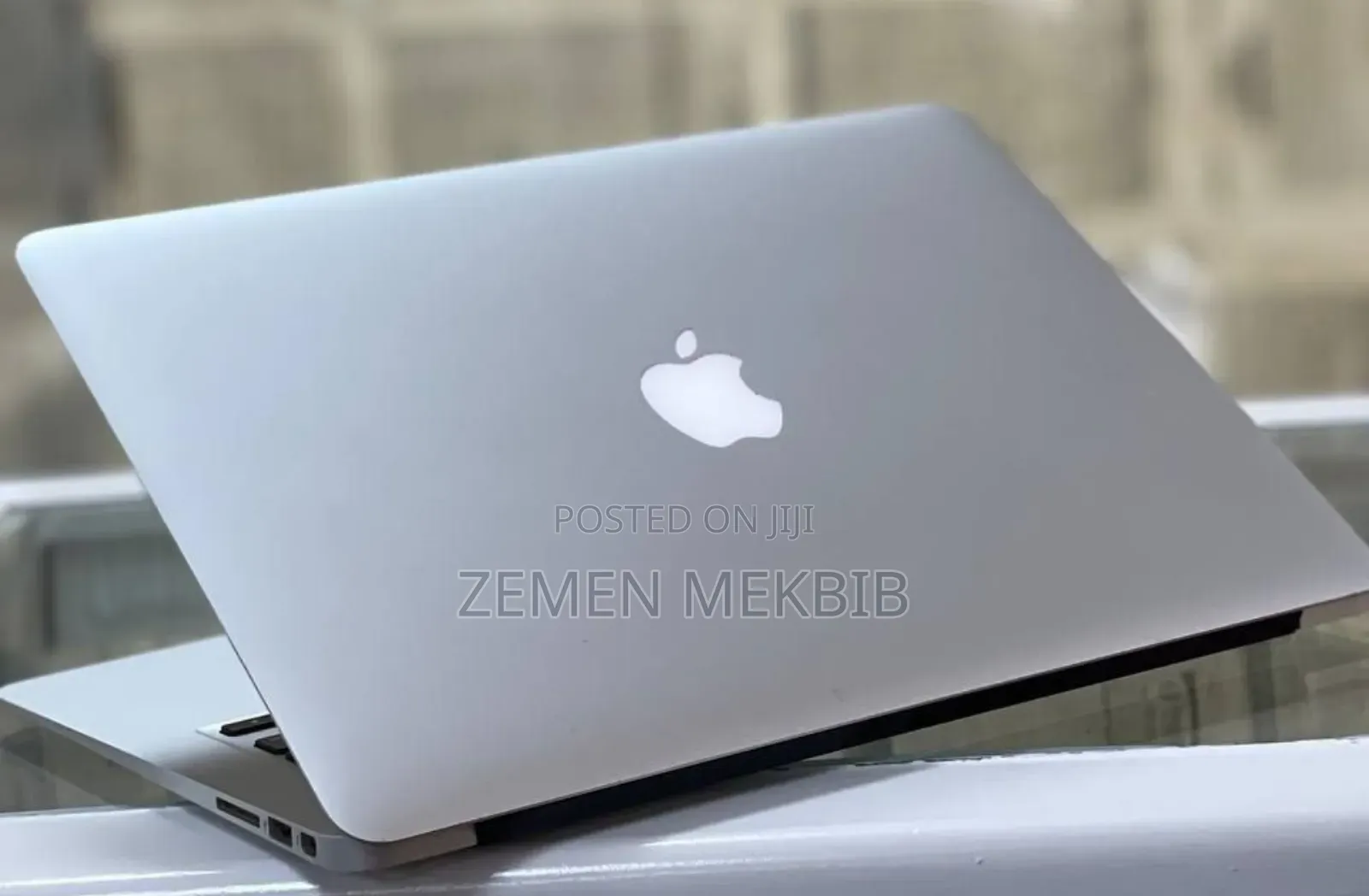 New Laptop Apple MacBook Air 2015 4GB Intel Core I5 SSD 128GB