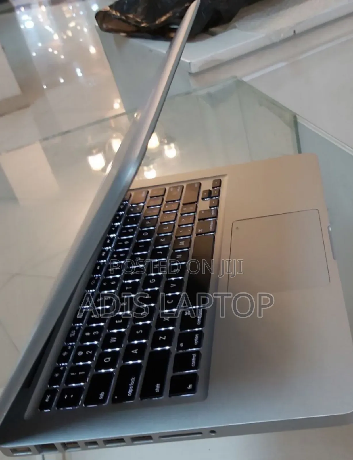 New Laptop Apple MacBook Pro 2012 4GB Intel Core I5 SSD 128GB