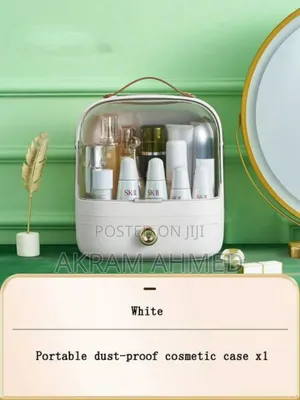 Large Capacity Cosmetic Storage Box