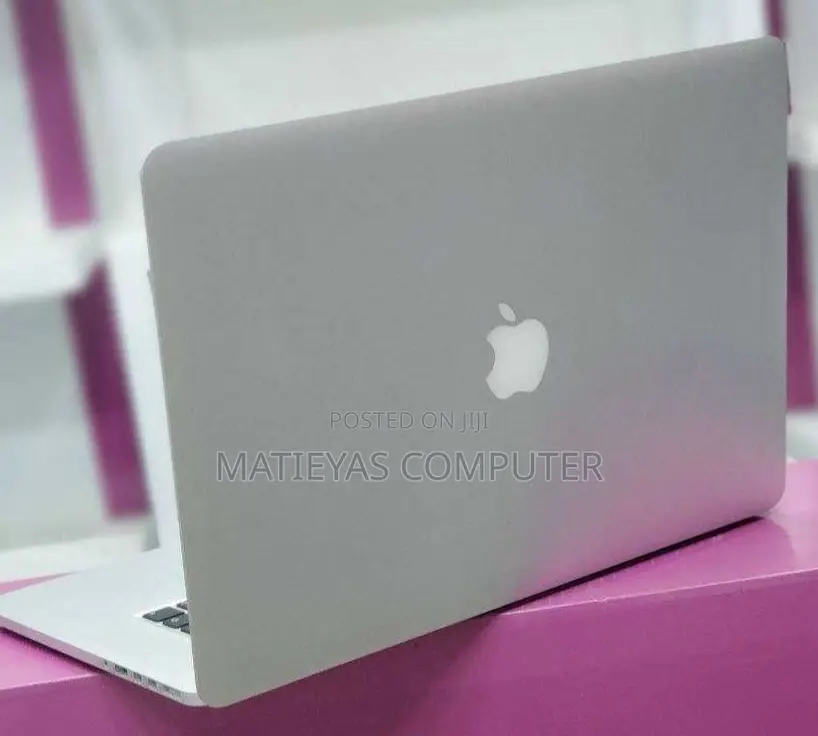 New Laptop Apple MacBook Pro 2015 16GB Intel Core I7 SSD 512GB