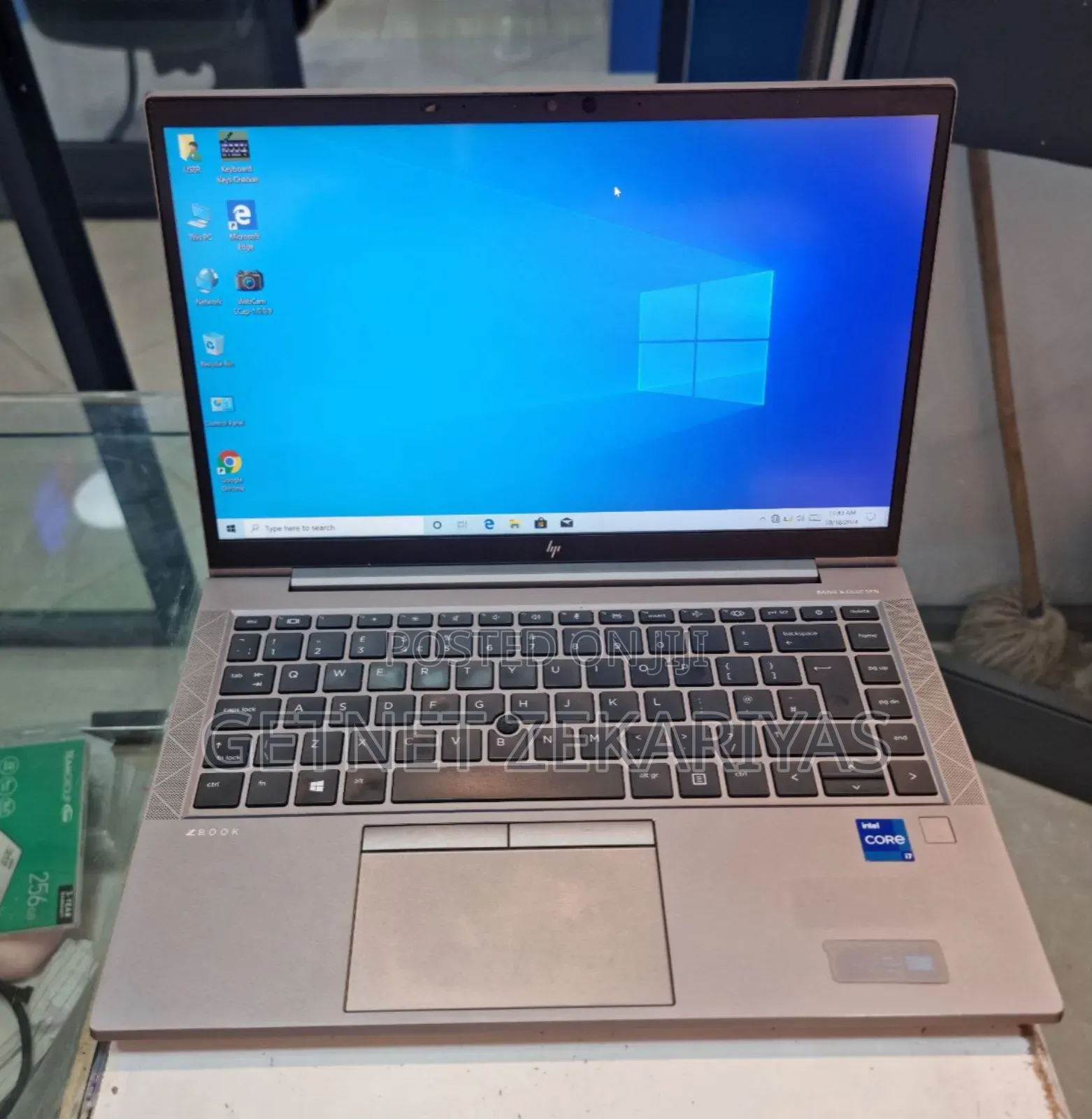 New Laptop HP ZBook Firefly G8 16GB Intel Core I7 SSD 512GB