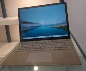 New Laptop Microsoft Surface 16GB Intel Core I7 SSD 512GB