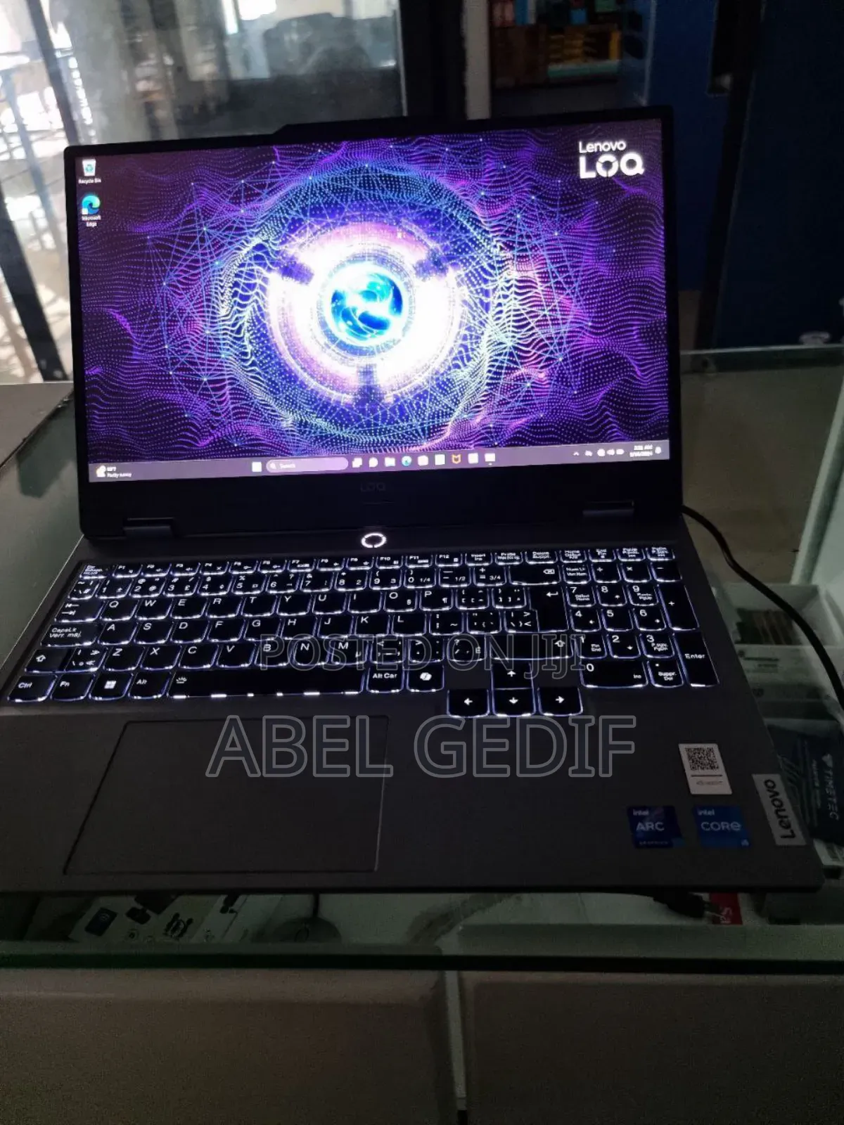 New Laptop Lenovo LOQ 15IRH8 16GB Intel Core I5 SSD 512GB