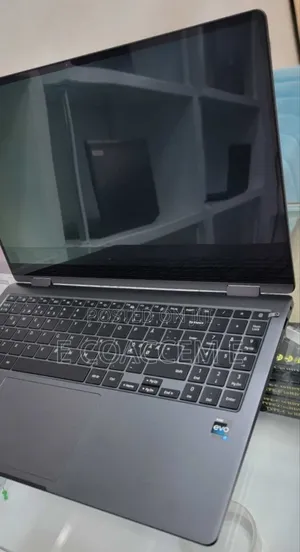 New Laptop Samsung 16GB Intel Core I7 SSD 1T