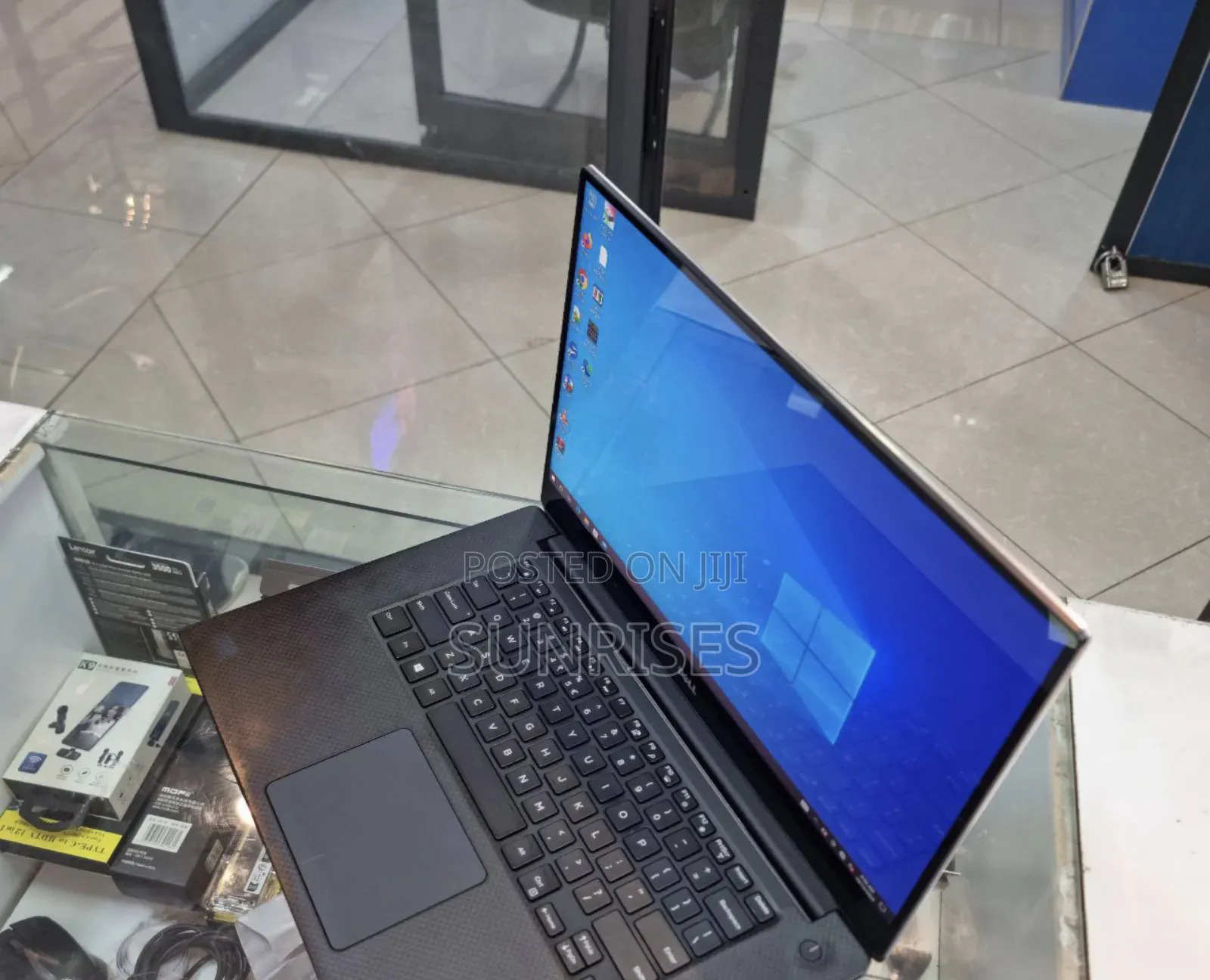 New Laptop Dell XPS 15 16GB Intel Core I7 SSD 512GB