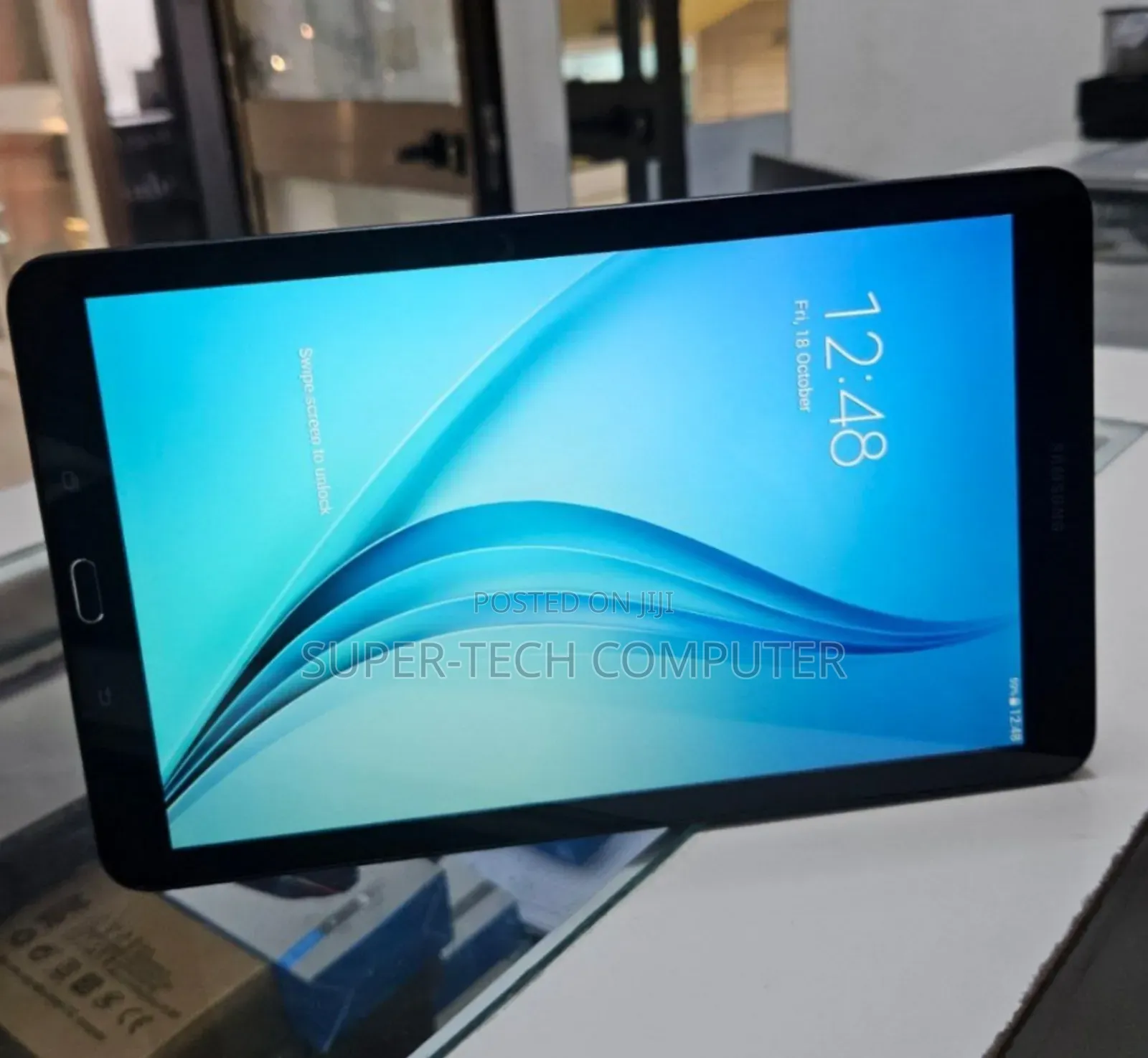 New Samsung Galaxy Tab E SM-T561 64 GB Gray