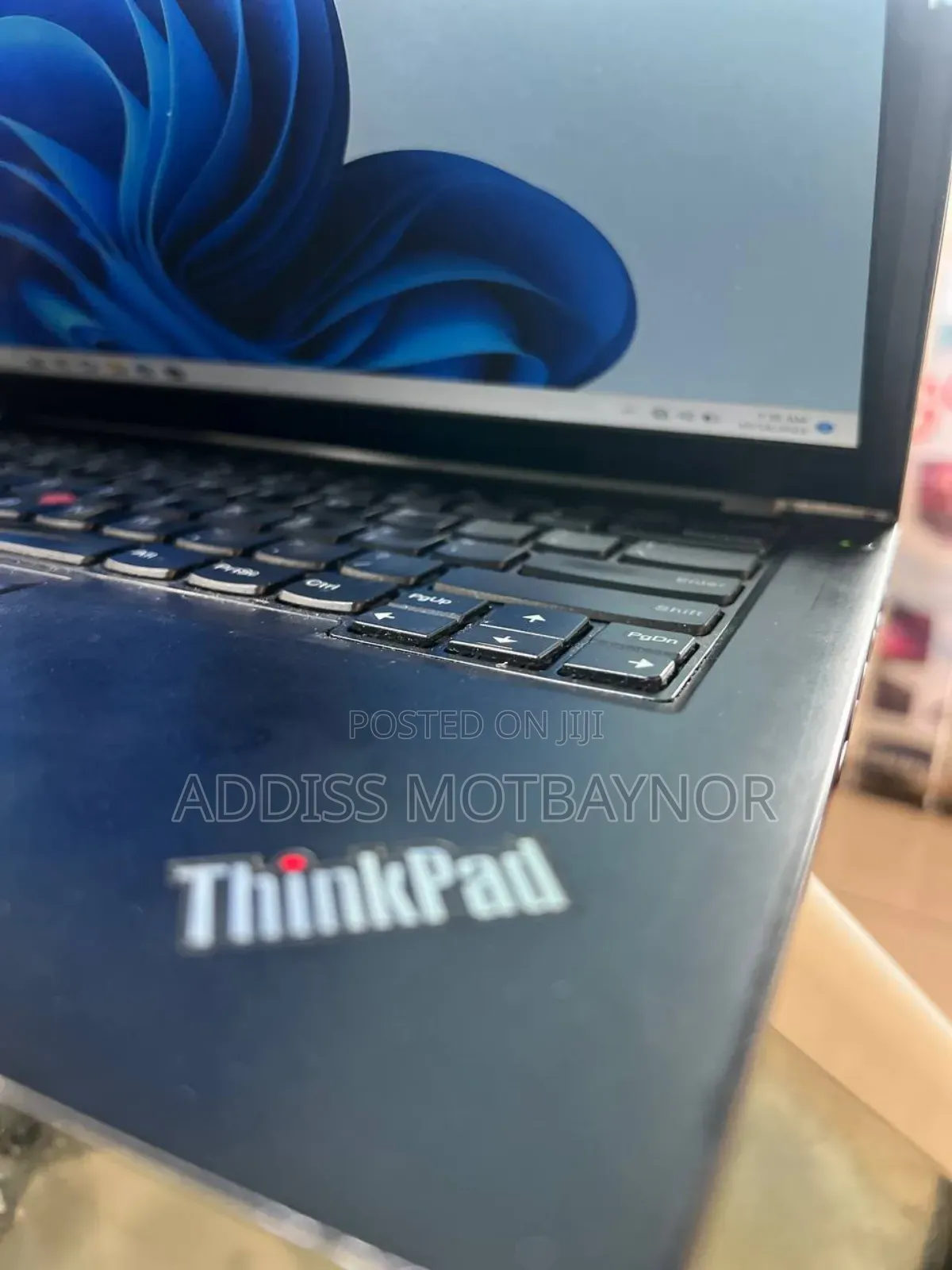 New Laptop Lenovo ThinkPad Yoga 8GB Intel Core I5 SSD 256GB