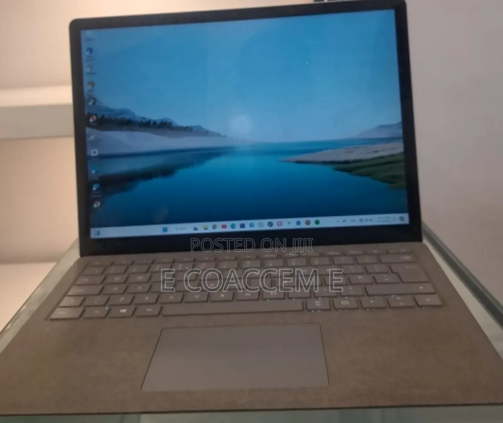 New Laptop Microsoft Surface 16GB Intel Core I7 SSD 512GB