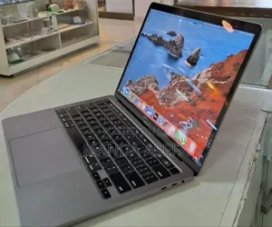 New Laptop Apple MacBook Pro 16GB Intel Core I5 SSD 512GB