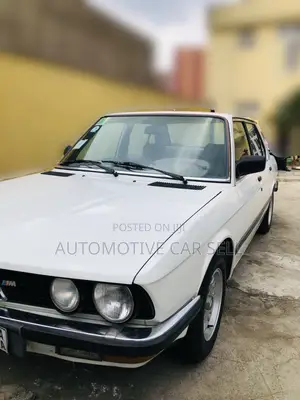 Photo - BMW 518i 1984 White