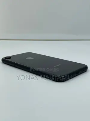 New Apple iPhone XR 128 GB Black
