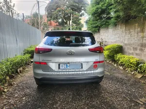 Hyundai Avante 2019 Silver