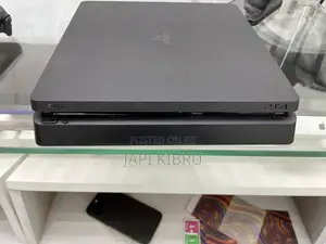 Sony Play Station 4