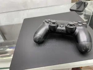 Sony Play Station 4