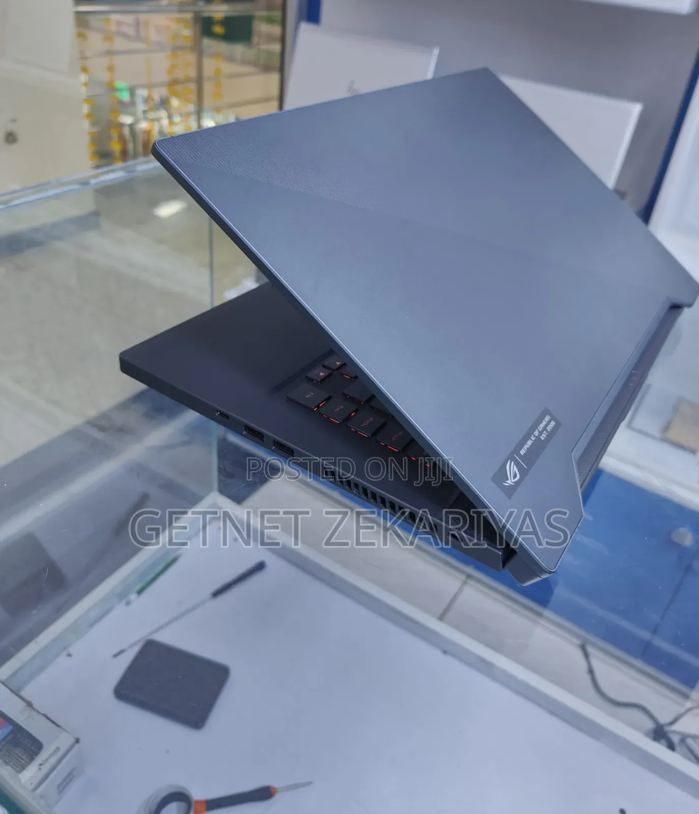 New Laptop Asus ROG Zephyrus G15 32GB Intel Core I7 SSD 512GB