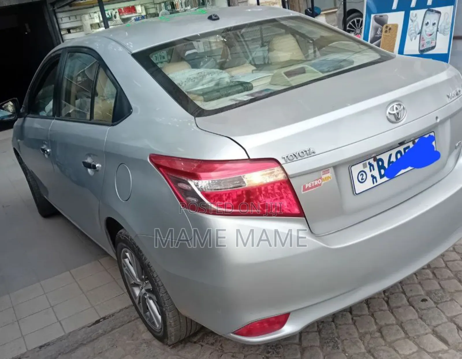 Toyota Yaris 2016 Silver