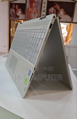 New Laptop HP Envy X360 20GB Intel Core I5 SSD 256GB
