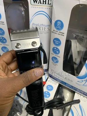 Rechargebale Hair Clipper
ከ 100 ደቂቃ በላይ እድሜ ያለው