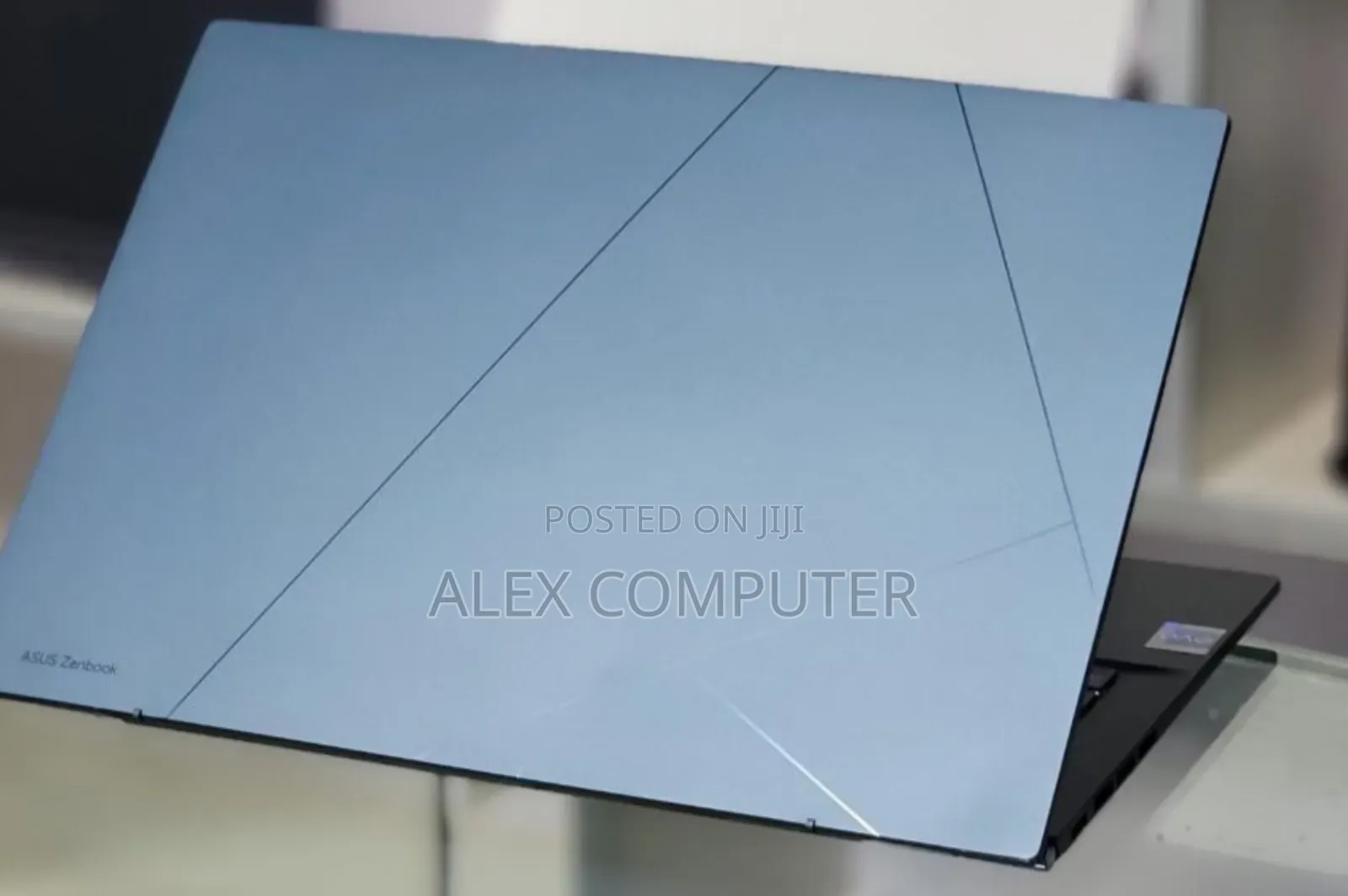 New Laptop Asus ZenBook UX430UQ 8GB Intel Core I5 SSD 512GB