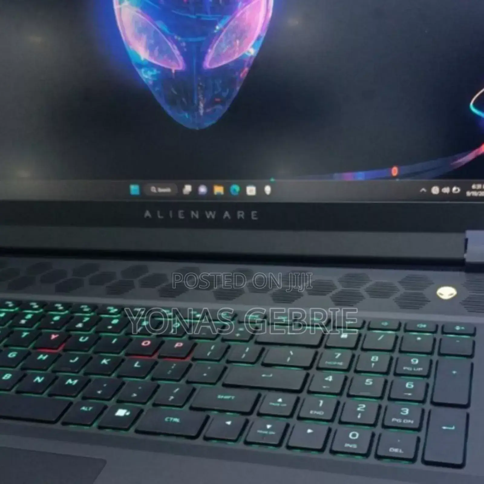New Laptop Alienware M17x R2 24GB AMD Ryzen 9 SSD 1T