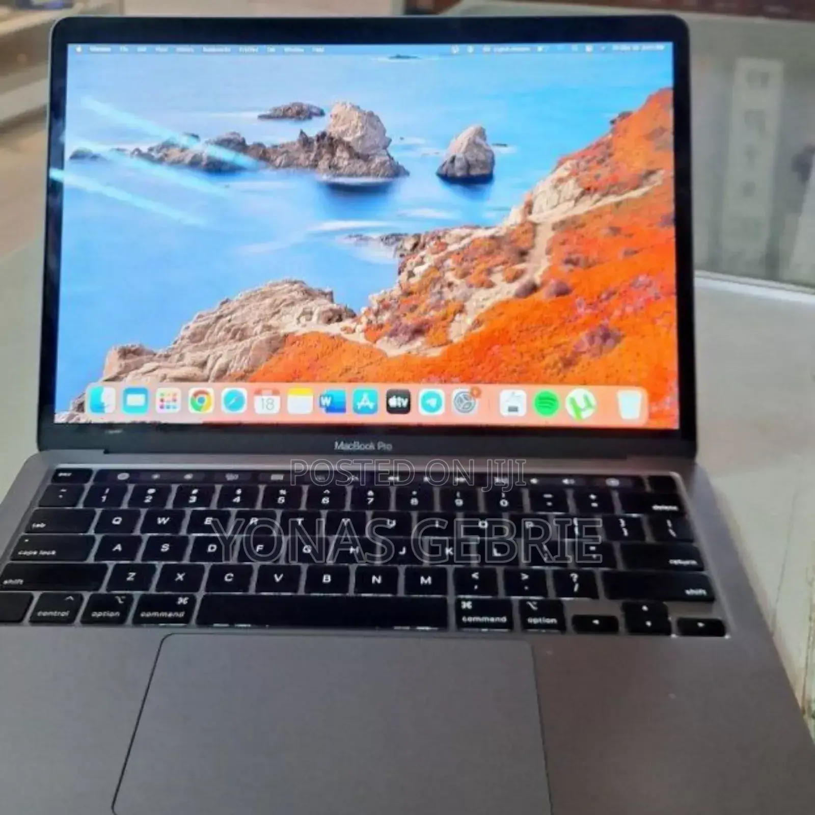 New Laptop Apple MacBook Pro 2020 16GB Intel Core i5 SSD 512GB