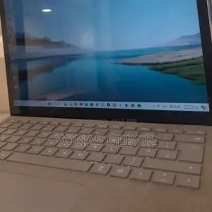 Photo - New Laptop Microsoft Surface Pro 16GB Intel Core I7 SSD 512GB