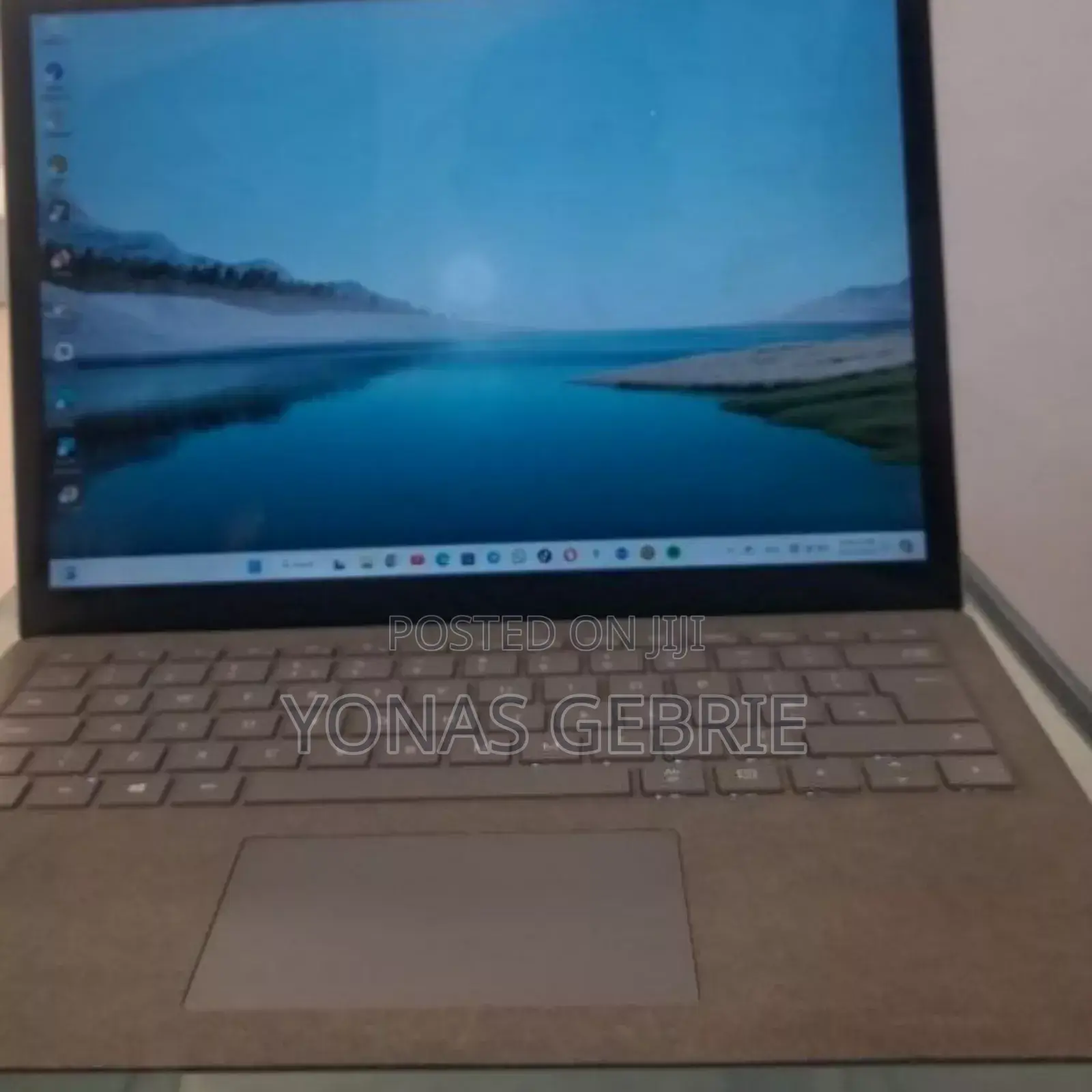 New Laptop Microsoft Surface Pro 16GB Intel Core I7 SSD 512GB