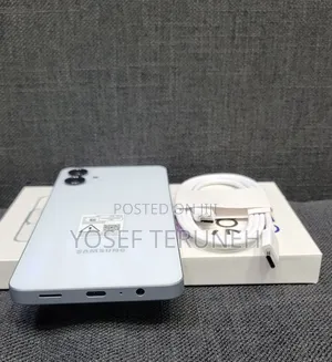 New Samsung Galaxy A06 64 GB Silver