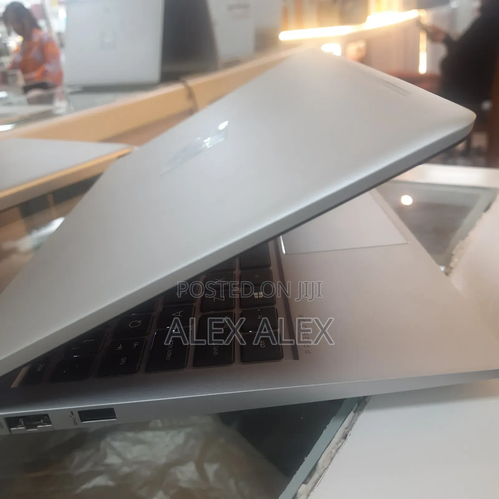 New Laptop HP Pro X2 410 G1 16GB Intel Core I7 SSD 512GB