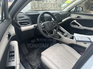 New BYD Yuan Up 45 kWh FWD 2024 White