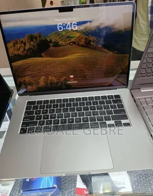 New Laptop Apple MacBook Pro 2023 M2 8GB Apple M2 SSD 256GB