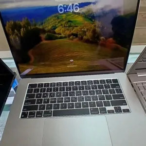 New Laptop Apple MacBook Pro 2022 M2 8GB Apple M2 SSD 256GB