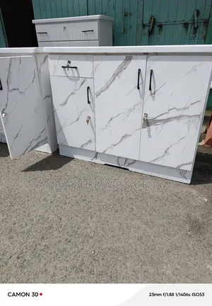 Kitchen Cabinet / ብፌ